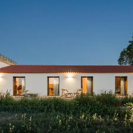 Hotel Paço De Vitorino 4*