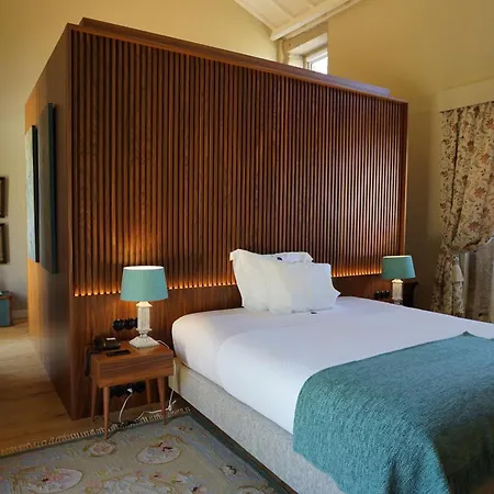 Hotel Paco De Vitorino 4*