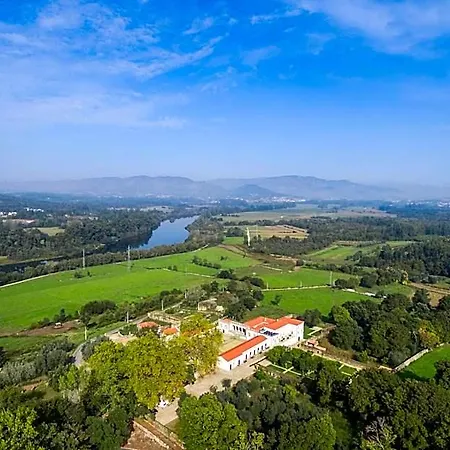 Paco De Vitorino Otel