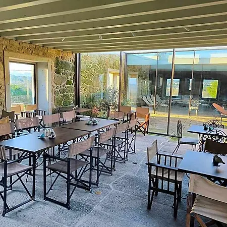 Otel Paco De Vitorino