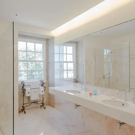 Paco De Vitorino Hotel 4*