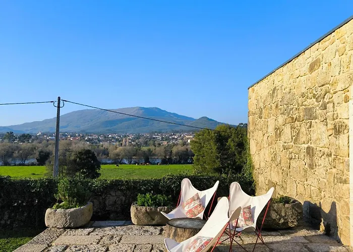 Hotel Paco De Vitorino 4*