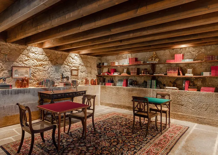 Hotel Paco De Vitorino 4*