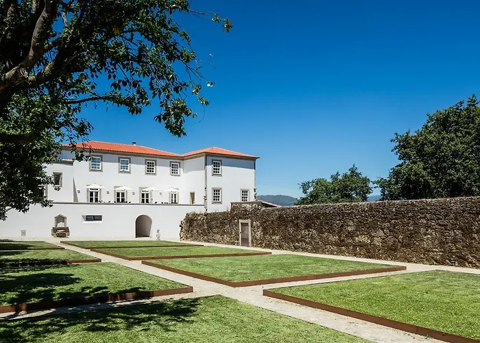 Hotel Paco De Vitorino 4*